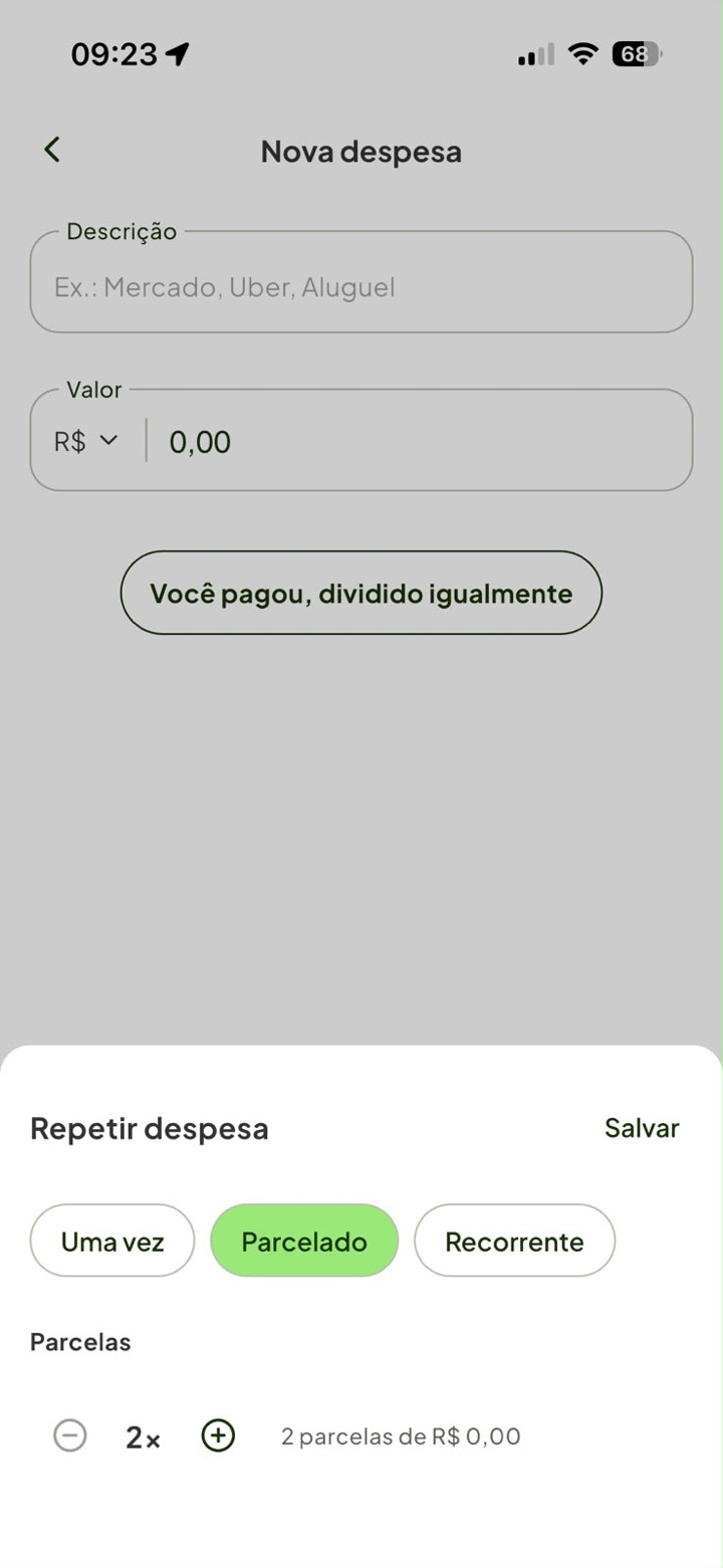 Tela do Racha Aí para repetir uma despesa, com parcelamento e recorrência